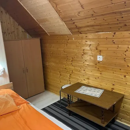 Lenzl's Panzio 3* Szigetvár