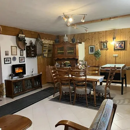 Couette-café Lenzl's Panzio