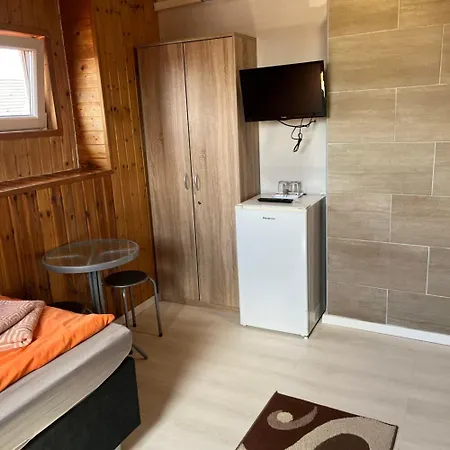 Lenzl's Panzio 3* Szigetvár